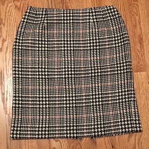 Talbots Women’s Houndstooth Skirt, Size 6